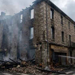 découvrez le récit poignant de l'incendie qui a ravagé l’authentique à alès, laissant derrière lui un paysage de désolation et de tristesse au lendemain du drame.