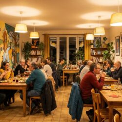 découvrez amzer zo, le bistrot qui rend la culture accessible à tous, partout, en insufflant une véritable âme culturelle même au-delà des grandes villes.