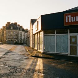 découvrez les raisons qui ont conduit à la fermeture de plusieurs restaurants flunch dans l’ouest, notamment à nantes, angers et saint-brieuc, et l’impact sur la région.