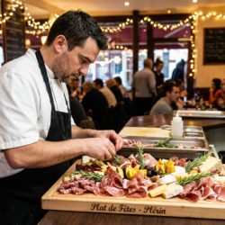 découvrez bamboch., le nouveau restaurant à plérin, où vous pourrez savourer une cuisine raffinée tout en profitant d'une vue imprenable sur porsche.