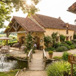 découvrez le saint-martin, une oasis unique alliant hôtel, restaurant et bar au cœur de la campagne, pour une expérience authentique et conviviale.