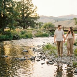 découvrez l'escapade romantique de sonia rolland et guillaume gabriel dans un cadre idyllique, entre paysages enchanteurs et moments complices.