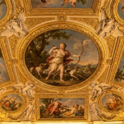 découvrez une semaine exceptionnelle au cœur des yvelines avec la redécouverte du château de versailles et la renaissance du prestigieux salon de diane, fraîchement restauré.