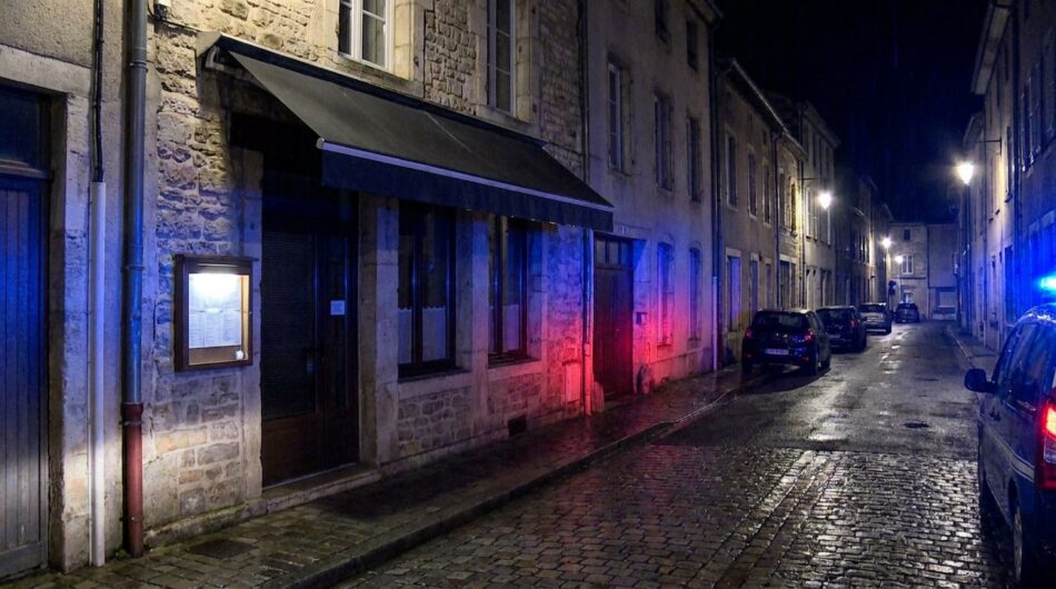 dans la meuse, un restaurant a été cambriolé pendant la nuit. un suspect a été interpellé sur les lieux.